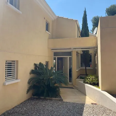 - 6 Pers - 3 - Piscine - Climatisations Sanary-sur-Mer