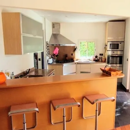 - 6 Pers - 3 - Piscine - Climatisations Villa *